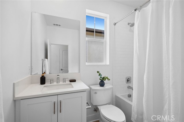 113 Bosal, Irvine CA: https://media.crmls.org/medias/c7581a08-6d12-4ee1-9280-a0235d540911.jpg