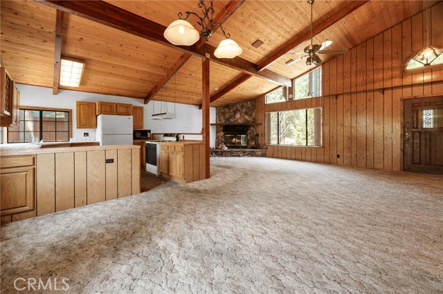Detail Gallery Image 8 of 35 For 1015 W London Ln, Big Bear City,  CA 92314 - 3 Beds | 2/1 Baths