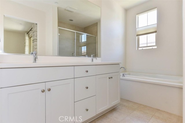 Detail Gallery Image 26 of 32 For 1012 El Paseo, Lake Forest,  CA 92610 - 3 Beds | 2/1 Baths