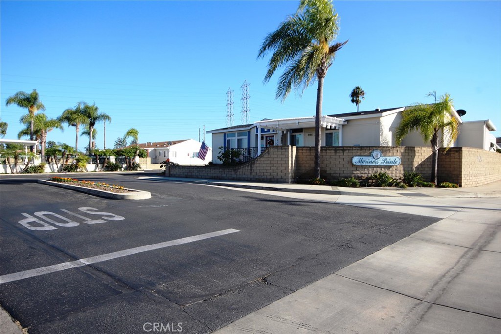 MLS #OC26139399 image #32