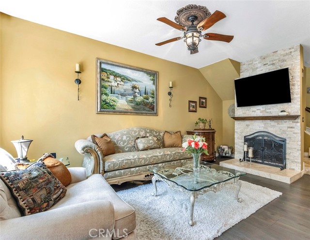 Detail Gallery Image 5 of 30 For 121 Pasto Rico, Rancho Santa Margarita,  CA 92688 - 2 Beds | 2/1 Baths