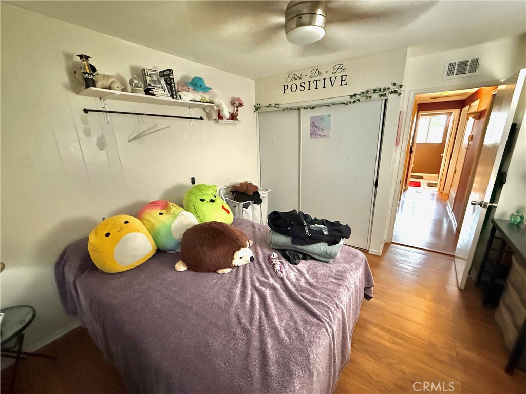 https://media.crmls.org/medias/c75adee8-75e9-4ab7-a56c-59b741f456d2.jpg?preset=X-Large