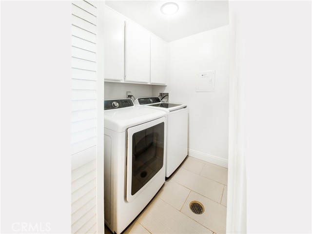 Detail Gallery Image 12 of 34 For 2559 Plaza Del Amo #205,  Torrance,  CA 90503 - 2 Beds | 2/1 Baths