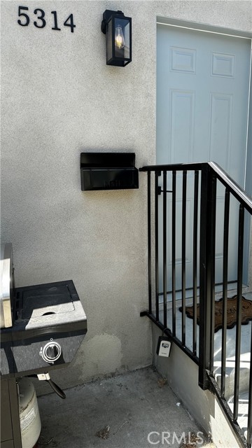 Detail Gallery Image 5 of 47 For 5314 Wilkinson Ave, Valley Village,  CA 91607 - – Beds | – Baths