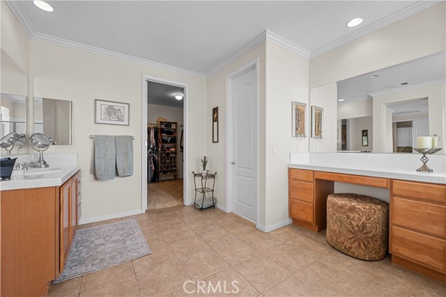 Detail Gallery Image 31 of 69 For 3831 W Avenue M10, Quartz Hill,  CA 93536 - 5 Beds | 5 Baths