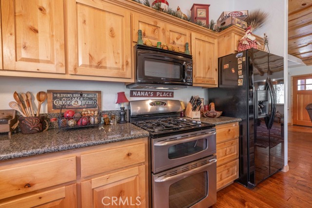Detail Gallery Image 15 of 38 For 600 Kean Way, Big Bear City,  CA 92314 - 3 Beds | 2 Baths