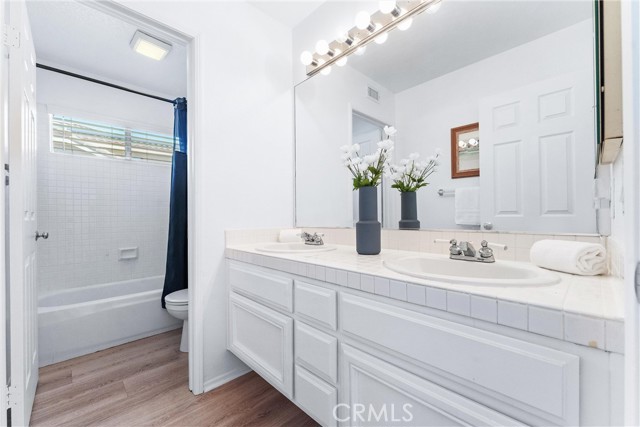 1443 Canyon Crest Drive, Corona CA: https://media.crmls.org/medias/c75cfff2-9fc9-4735-bfc5-66a3643a3b0d.jpg