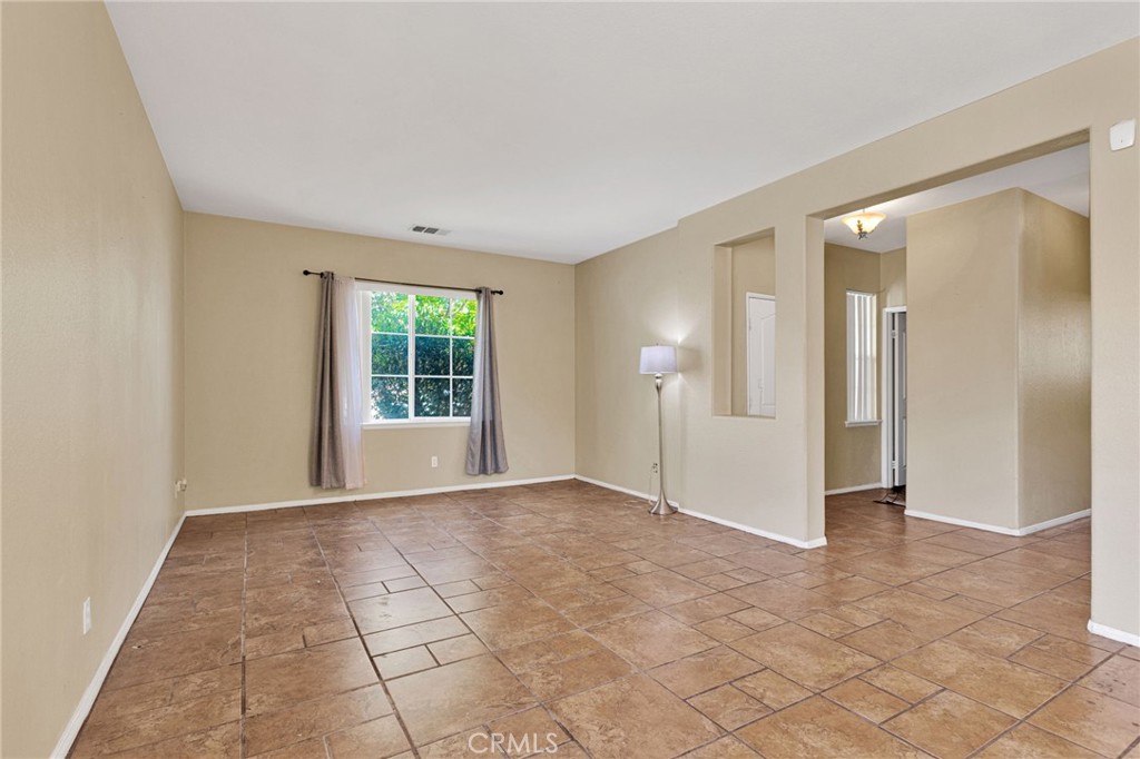 MLS #CV26188173 image #7