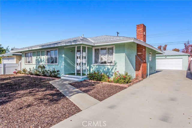 Detail Gallery Image 4 of 29 For 822 W 5th St, Ontario,  CA 91762 - 3 Beds | 2 Baths