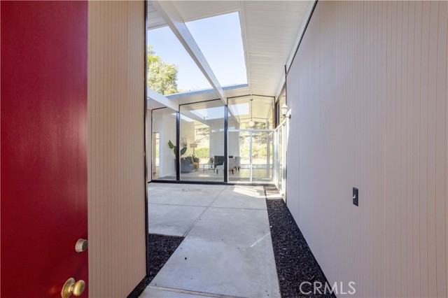 Detail Gallery Image 5 of 44 For 12719 Jimeno Ave, Granada Hills,  CA 91344 - 4 Beds | 2 Baths