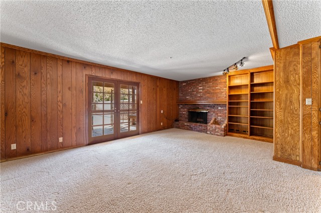Detail Gallery Image 15 of 38 For 2919 Panorama Dr, Bakersfield,  CA 93306 - 3 Beds | 2/1 Baths