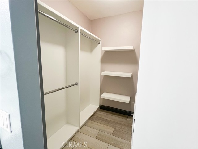 Detail Gallery Image 7 of 28 For 3321 E Penzance Ln #C,  Orange,  CA 92869 - 3 Beds | 2/1 Baths
