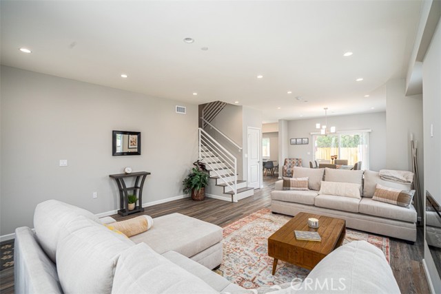 7028 Valmont Street B, Tujunga (los Angeles), CA, 91042 7028 Valmont Street B, Tujunga (los Angeles), CA, 91042