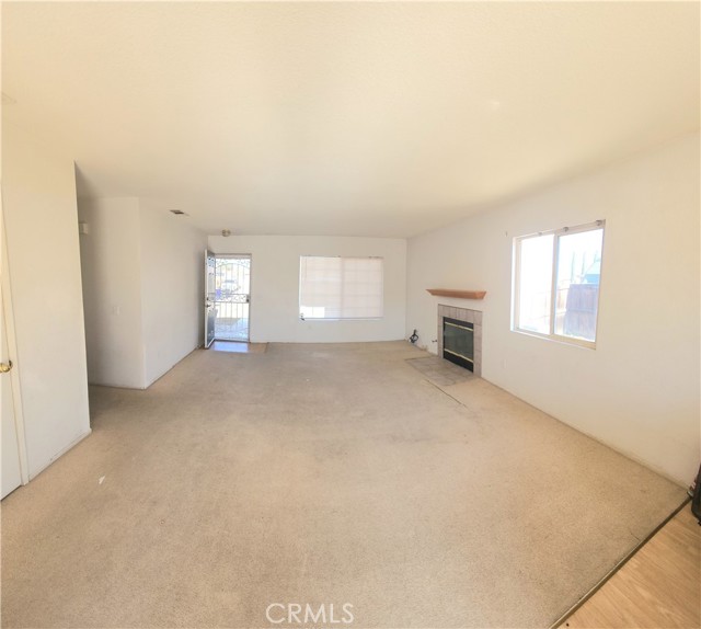 Detail Gallery Image 9 of 20 For 10611 Plainfield, Adelanto,  CA 92301 - 3 Beds | 1 Baths