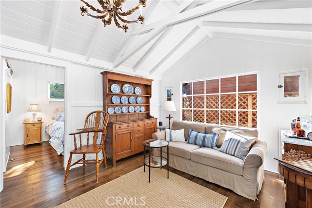 Detail Gallery Image 4 of 24 For 31521 Summit Rd, Laguna Beach,  CA 92651 - 2 Beds | 2 Baths