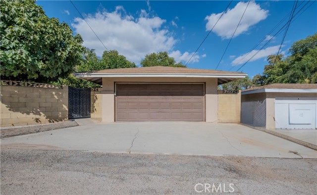 4424 11th Street, Riverside CA: https://media.crmls.org/medias/c7629082-0783-4380-8deb-e67fc2fa02de.jpg