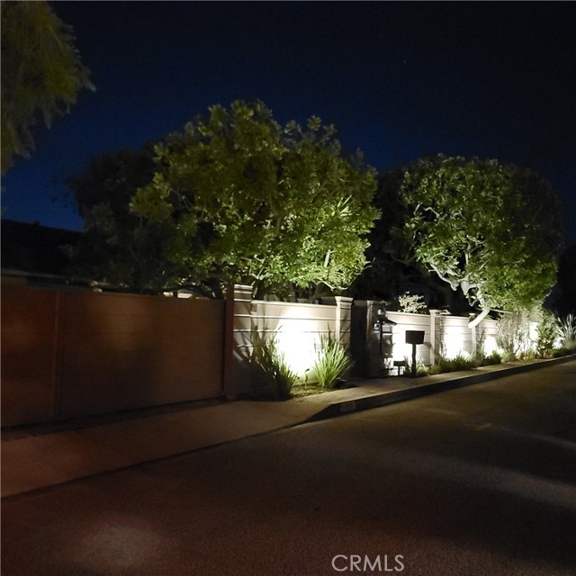 Detail Gallery Image 7 of 25 For 1100 Bel Air Pl, Bel Air,  CA 90077 - 6 Beds | 7/1 Baths