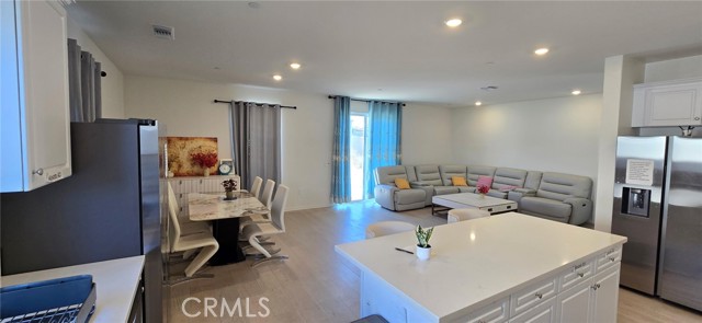 19427 Seeding Palace Circle, Riverside CA: https://media.crmls.org/medias/c7642504-0c1f-4696-a018-9c3e8135de73.jpg