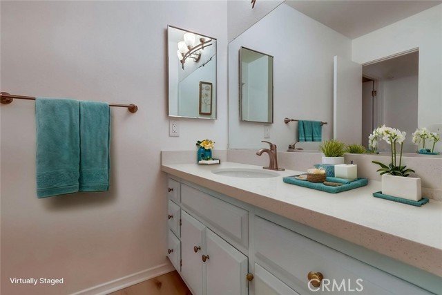 3200 La Rotonda Drive, Rancho Palos Verdes, California 90275, 2 Bedrooms Bedrooms, ,1 BathroomBathrooms,Residential,For Sale,La Rotonda,SB25227322