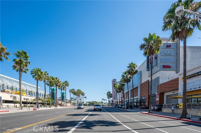 Detail Gallery Image 21 of 40 For 460 Golden Ave #211,  Long Beach,  CA 90802 - 1 Beds | 1 Baths