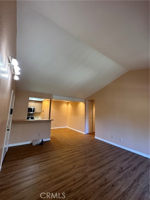 Detail Gallery Image 5 of 30 For 20702 El Toro Rd #240,  Lake Forest,  CA 92630 - 2 Beds | 2 Baths