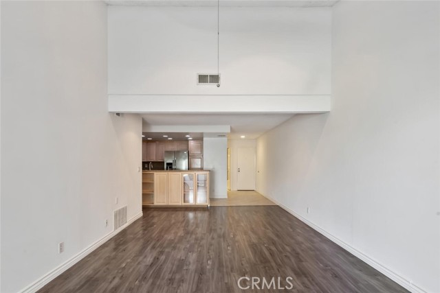 2049 Wheelwright Lane photo 7