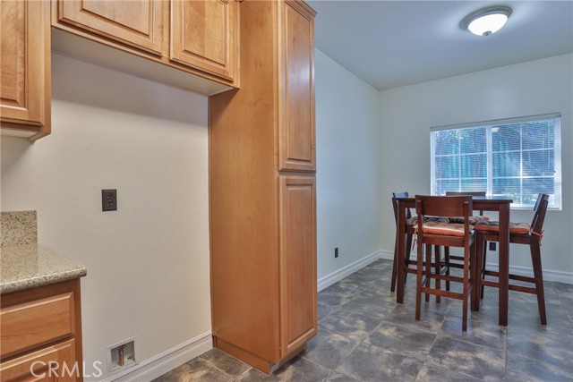 Detail Gallery Image 13 of 49 For 93 Kansas St #608,  Redlands,  CA 92373 - 3 Beds | 2/1 Baths