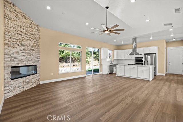 Detail Gallery Image 5 of 23 For 6290 Dawnridge Ct, Paradise,  CA 95969 - 3 Beds | 2/1 Baths