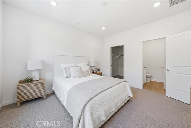 Detail Gallery Image 24 of 29 For 9425 N Sepulveda Blvd. #3,  North Hills,  CA 91343 - 2 Beds | 2/1 Baths