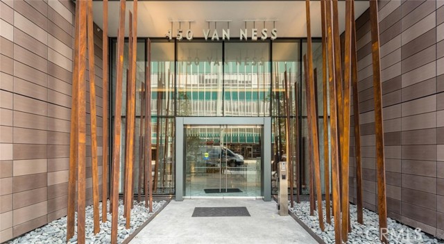 Detail Gallery Image 16 of 75 For 150 Van Ness Ave #0202,  San Francisco,  CA 94102 - 2 Beds | 2 Baths