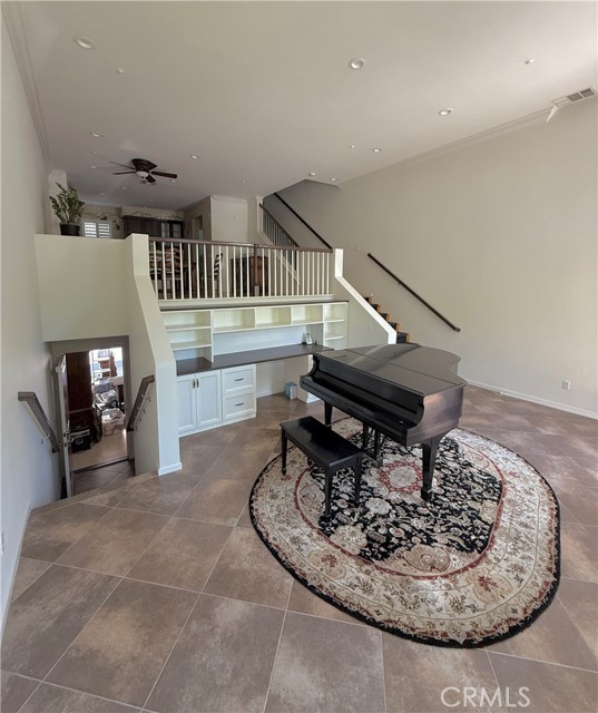 Detail Gallery Image 3 of 24 For 5429 Strand #105,  Hawthorne,  CA 90250 - 2 Beds | 3 Baths