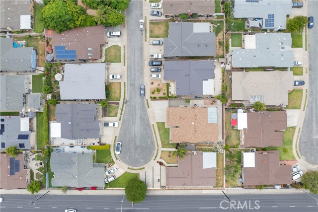 8381 E Hendrie Street, Long Beach CA: https://media.crmls.org/medias/c76b5722-871c-45f3-befb-ce50b989db6e.jpg