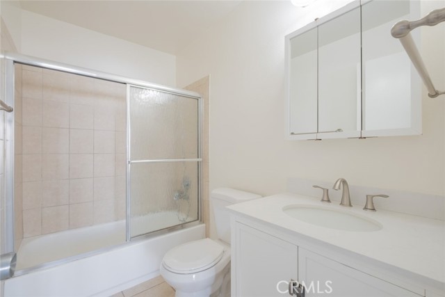 Detail Gallery Image 14 of 27 For 18350 Hatteras St #167,  Tarzana,  CA 91356 - 2 Beds | 2 Baths