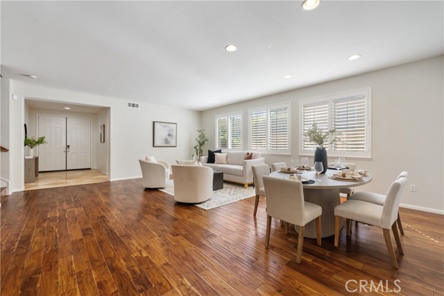 Detail Gallery Image 7 of 68 For 22229 Evening Star Ct, Saugus,  CA 91390 - 6 Beds | 5 Baths