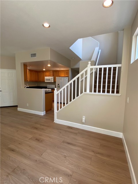 Detail Gallery Image 6 of 19 For 54 Bloomfield, Rancho Santa Margarita,  CA 92688 - 3 Beds | 2/1 Baths