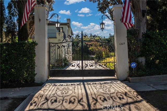 Front Image Thumbnail for CRIG25257622