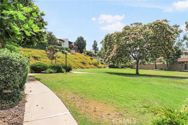 Detail Gallery Image 26 of 28 For 757 Shadow Lake Dr, Thousand Oaks,  CA 91360 - 3 Beds | 2/1 Baths