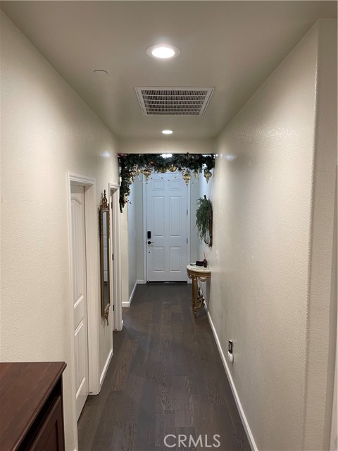 Detail Gallery Image 3 of 11 For 1478 Woodbury Ct, Merced,  CA 95348 - 3 Beds | 2 Baths