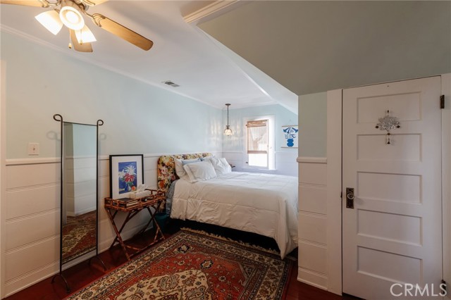 Detail Gallery Image 35 of 39 For 220 29th St, Hermosa Beach,  CA 90254 - 4 Beds | 2 Baths