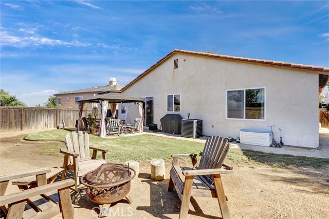 27727 Hollyoak Way, Menifee CA: https://media.crmls.org/medias/c76d24cd-8409-476c-855f-a5d9effdb13e.jpg