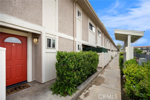Detail Gallery Image 30 of 33 For 10159 De Soto Ave #202,  Chatsworth,  CA 91311 - 3 Beds | 2/1 Baths