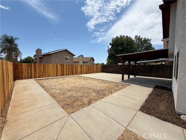 Detail Gallery Image 31 of 33 For 13577 Red Mahogany Dr, Moreno Valley,  CA 92553 - 3 Beds | 2/1 Baths