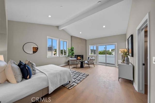 Detail Gallery Image 14 of 31 For 1035 Avenue D, Redondo Beach,  CA 90277 - 5 Beds | 4 Baths