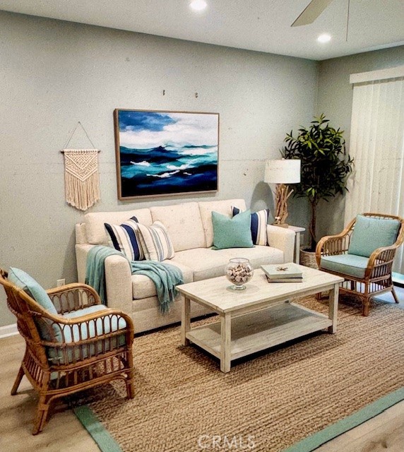 Detail Gallery Image 3 of 7 For 20702 El Toro Rd #305,  Lake Forest,  CA 92630 - 1 Beds | 1 Baths