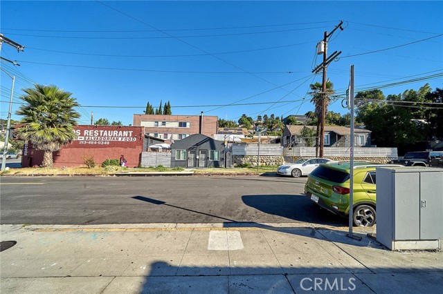 1600 N Alvarado Street, Los Angeles, California 90026, ,Commercial Sale,For Sale,1600 N Alvarado Street,CRPW23215785