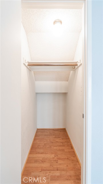 Detail Gallery Image 21 of 32 For 10055 Melinda Way #4,  Northridge,  CA 91325 - 3 Beds | 2/1 Baths