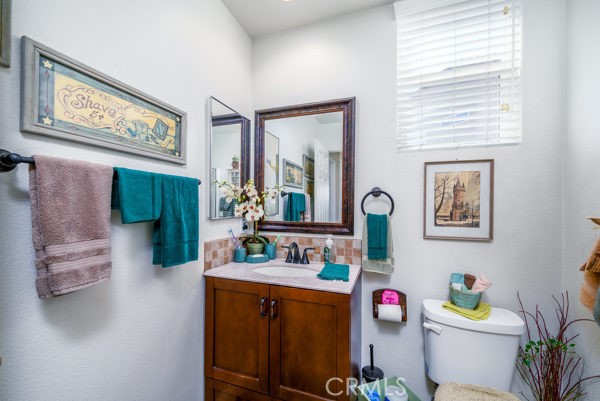 5 Ponte Brava, Lake Elsinore CA: https://media.crmls.org/medias/c76ff7d0-6c04-4a0c-b99b-b2dbab2b9a30.jpg