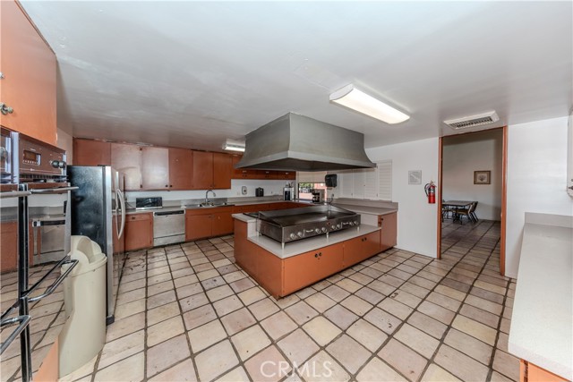 Detail Gallery Image 13 of 13 For 17701 Avalon Blvd Spc 304, Carson,  CA 90746 - 4 Beds | 2 Baths