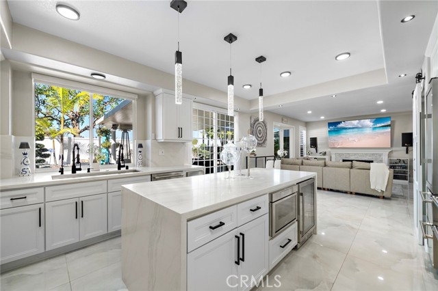 Detail Gallery Image 19 of 56 For 7135 Ashley Dr, Huntington Beach,  CA 92648 - 5 Beds | 3 Baths