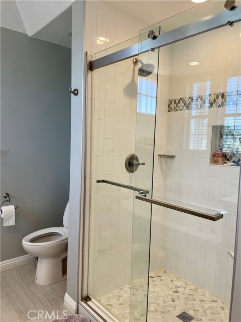 Detail Gallery Image 8 of 16 For 10000 Reseda Bld a,  Northridge,  CA 91324 - 4 Beds | 2/1 Baths